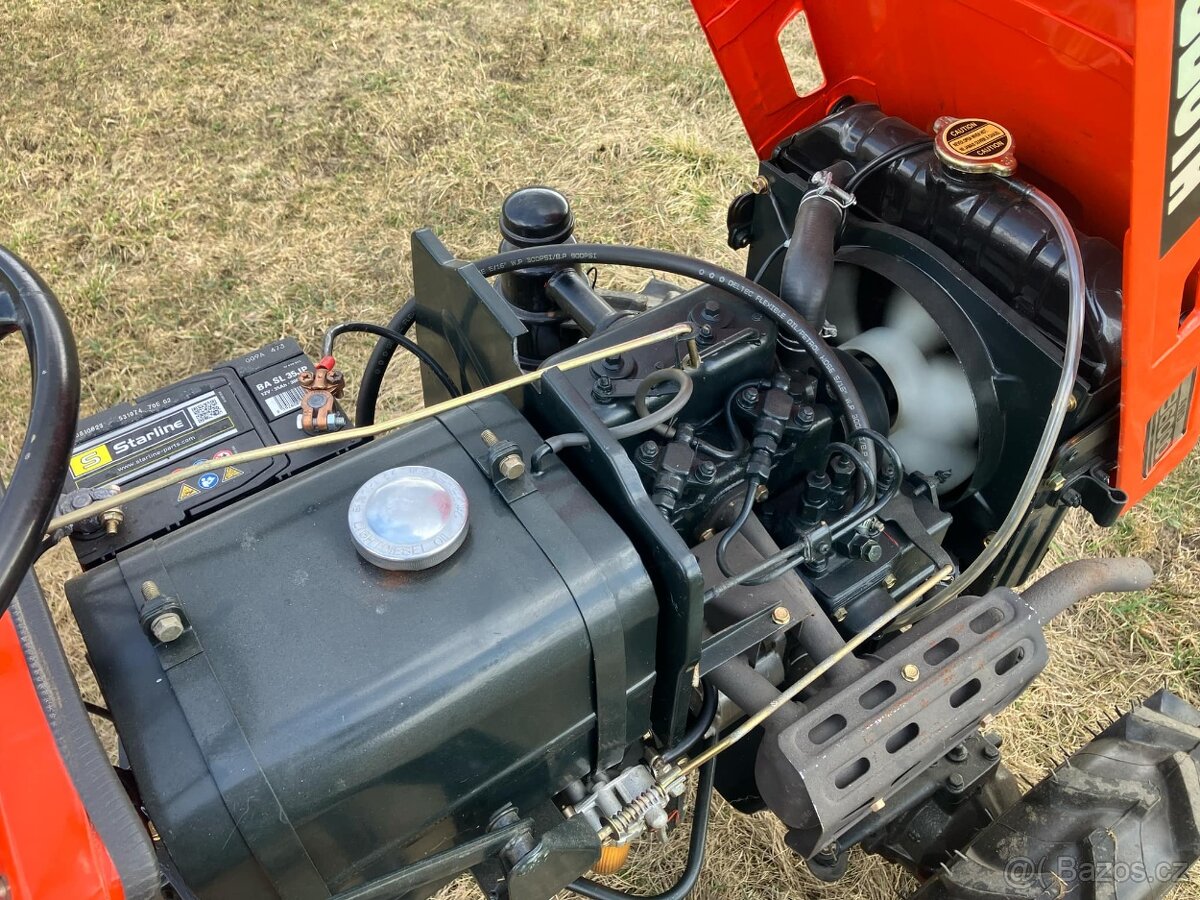 JAPONSKÝ MALOTRAKTOR KUBOTA B6000 4X4 REPASOVANÝ - 5