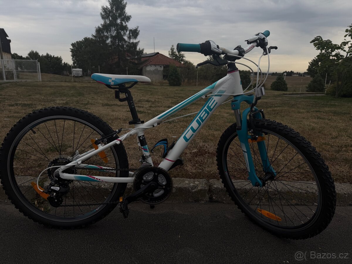 CUBE 24” dětské kolo - bílá tyrkysová - 5