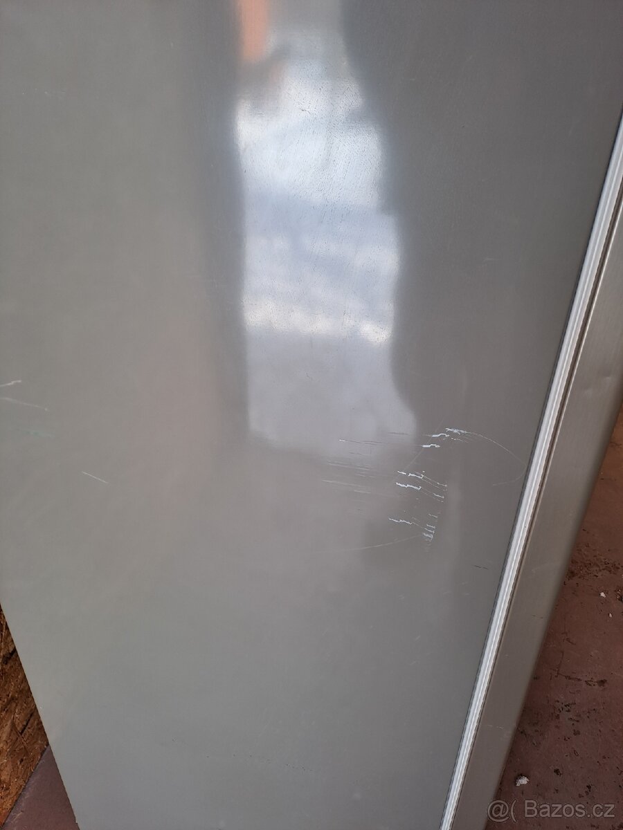 LG lednice s mrazákem - 5