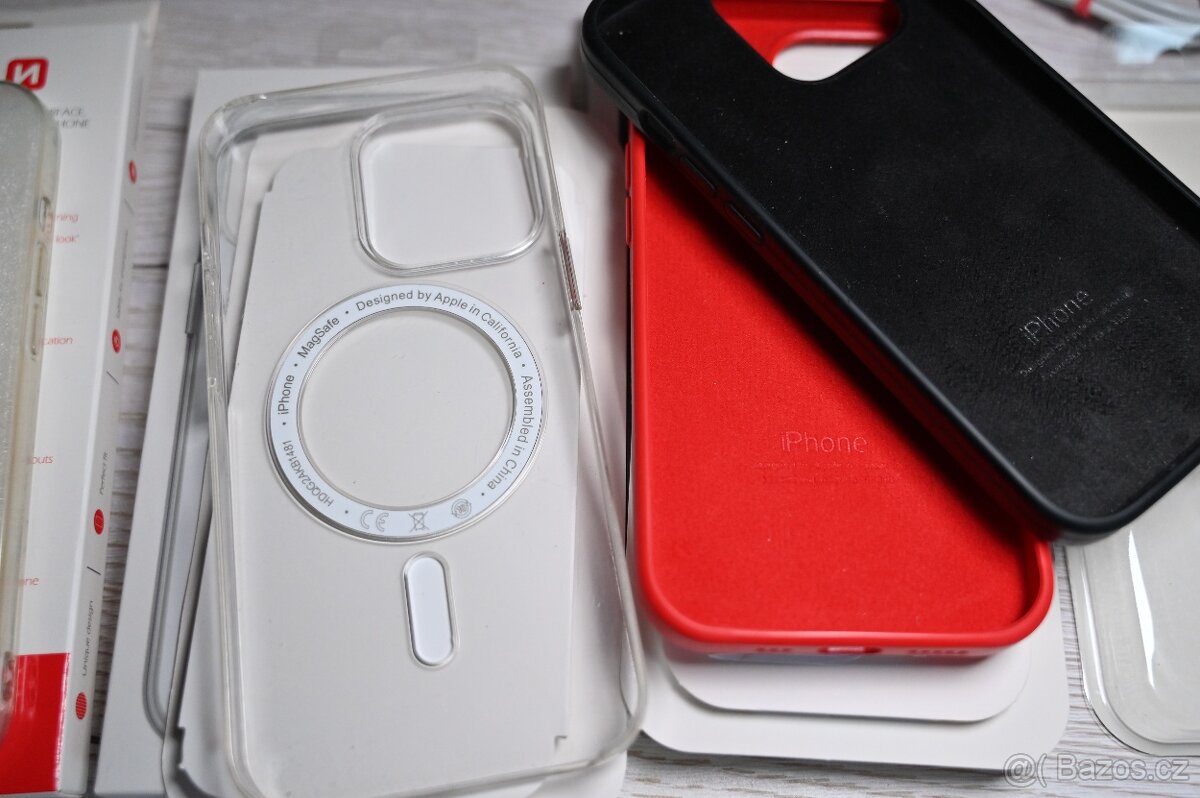 iPhone 13 Pro bohaté příslušenství - 5