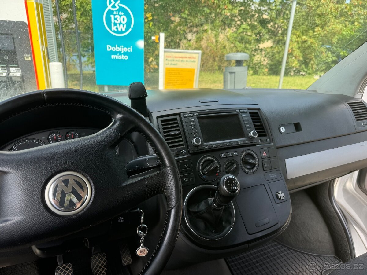 VW Multivan 128kw 2.5TDI - 5