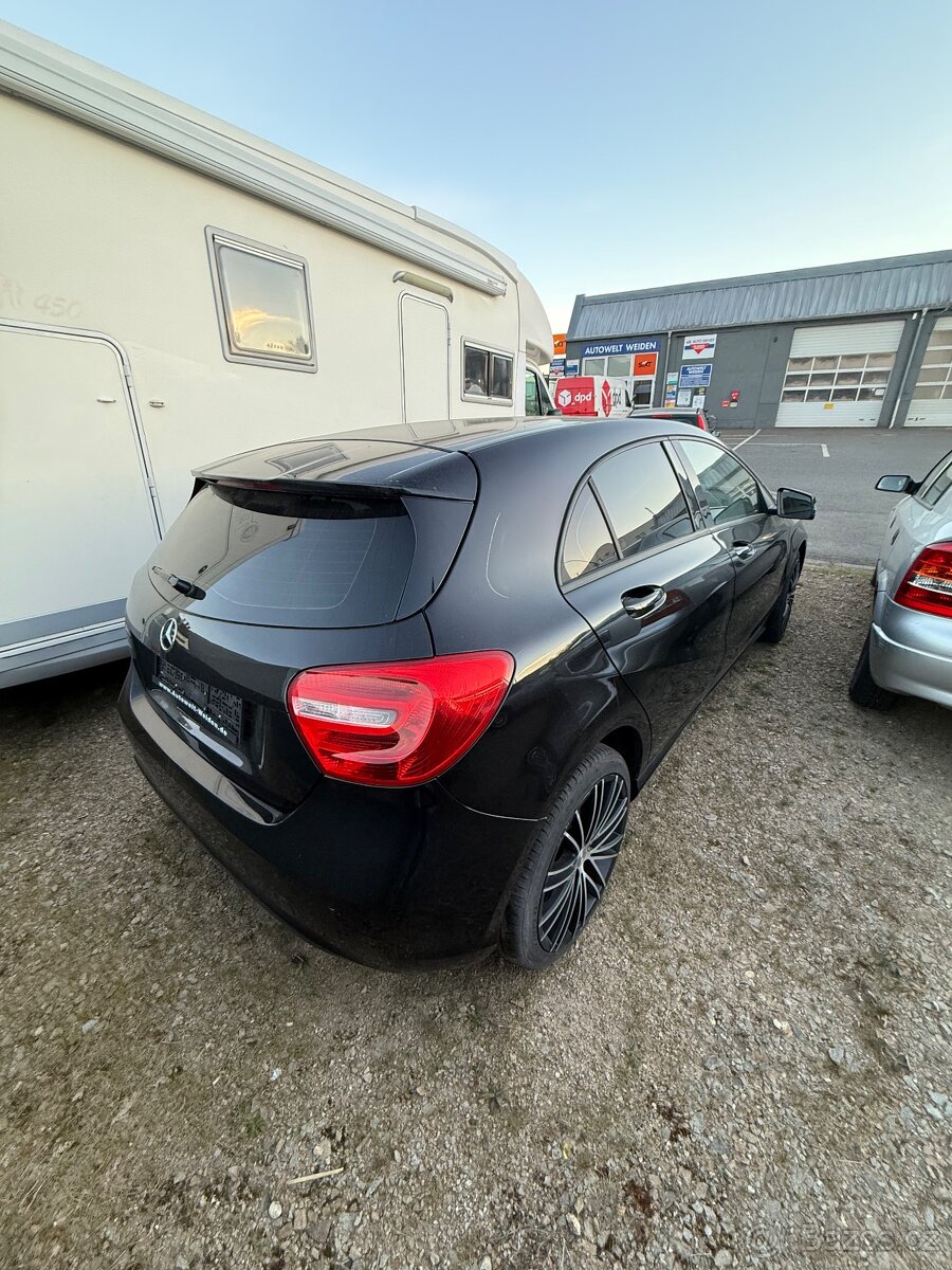 Mercedes benz A176,A200cdi - 5
