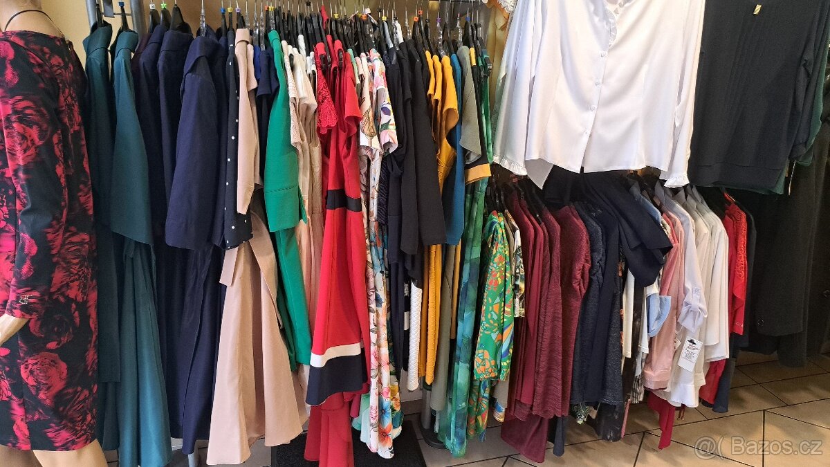 Nabízí se sklad oděvů - 5