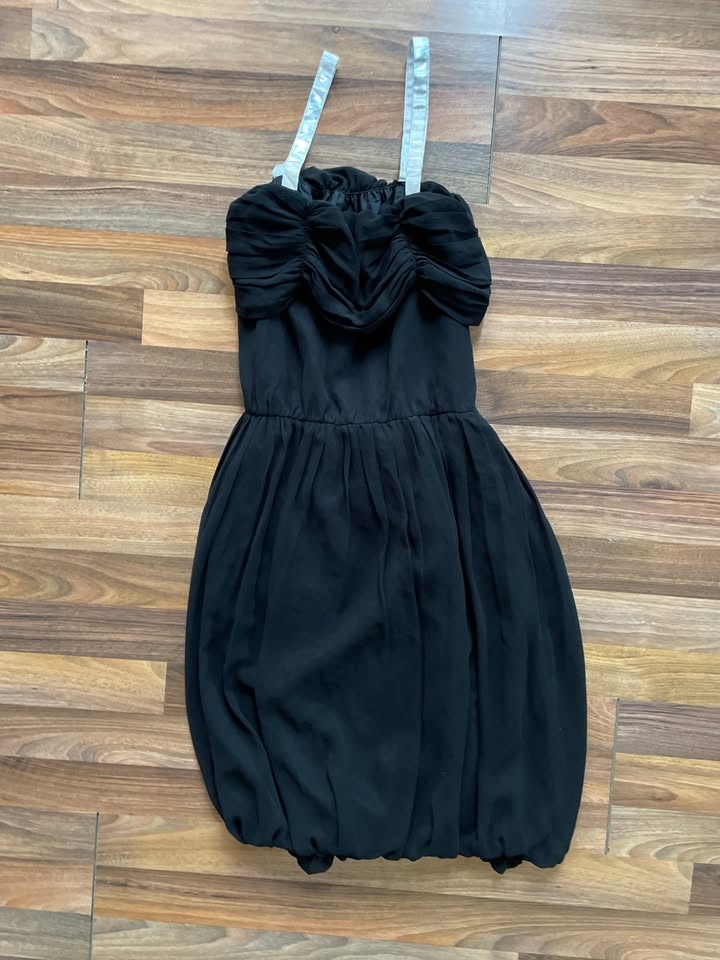 Hedvábné šaty se stříbrnou stuhoua řetízkem, vel S/M, Pussy - 5