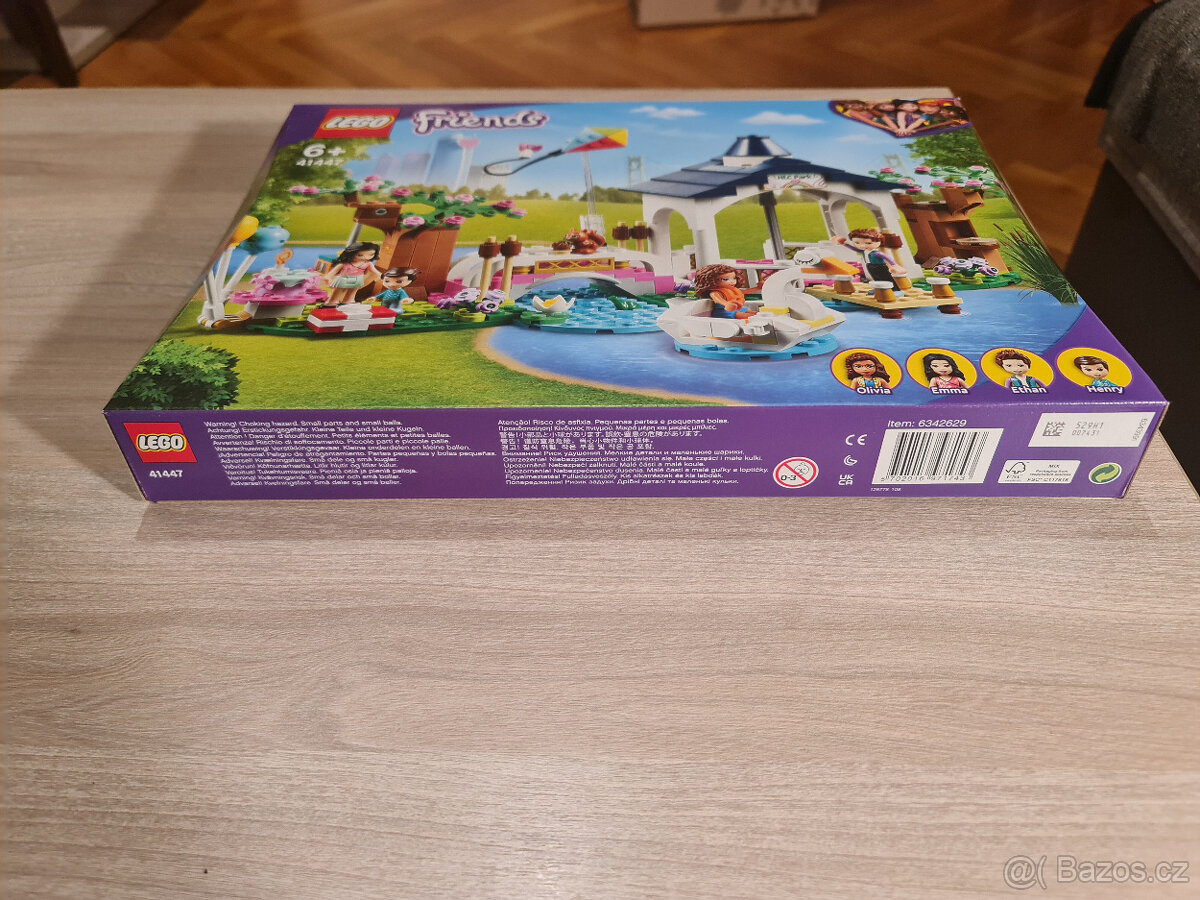 LEGO® Friends 41447 Park v městečku Heartlake - 5