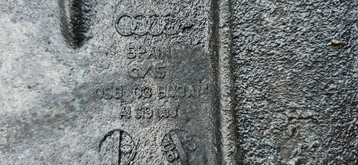 Olejova vana audi A6 4F A4 8E 3.0 tdi ASB - 5