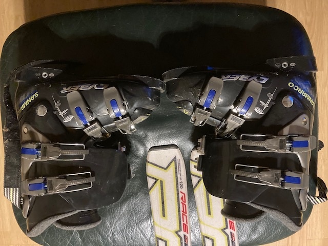 Prodám juniorský set boty + lyže - 5