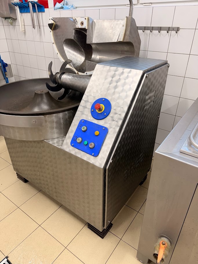 Prodám řeznický kutr - 5