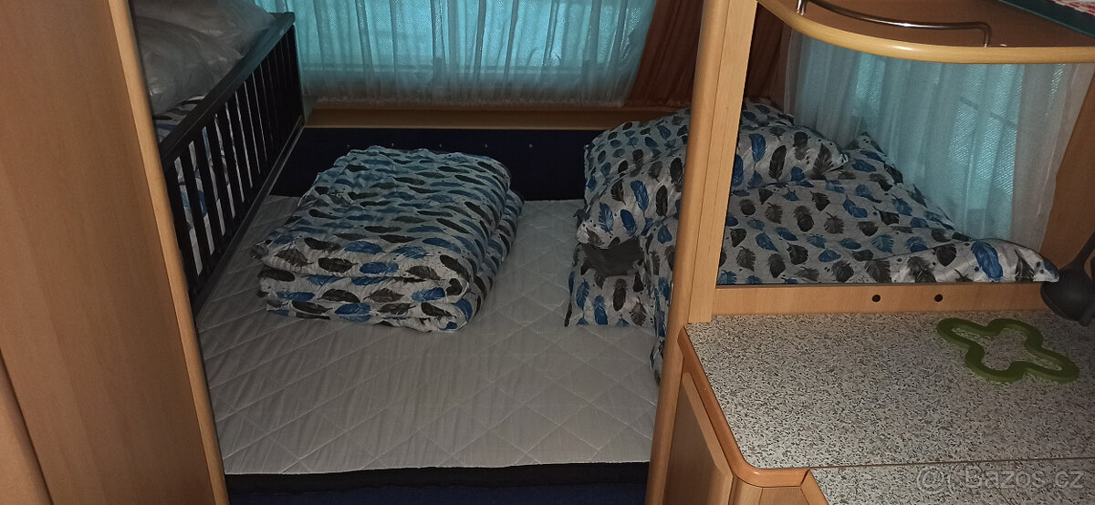 Dethleffs Camper, karavan pro 4-5 osob - 5
