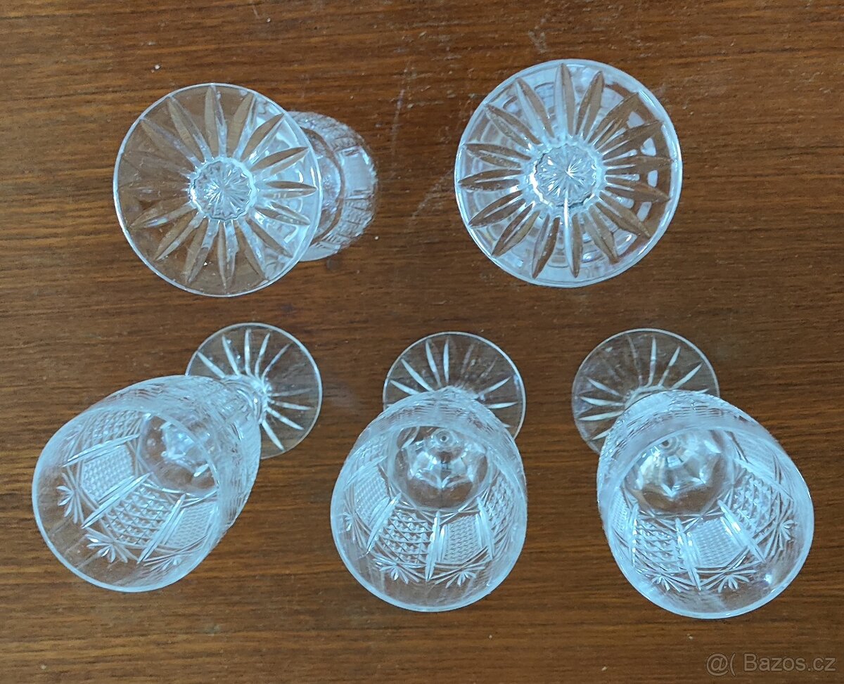 Prodám Sadu 5 broušených sklenic Bohemia Crystal - 5