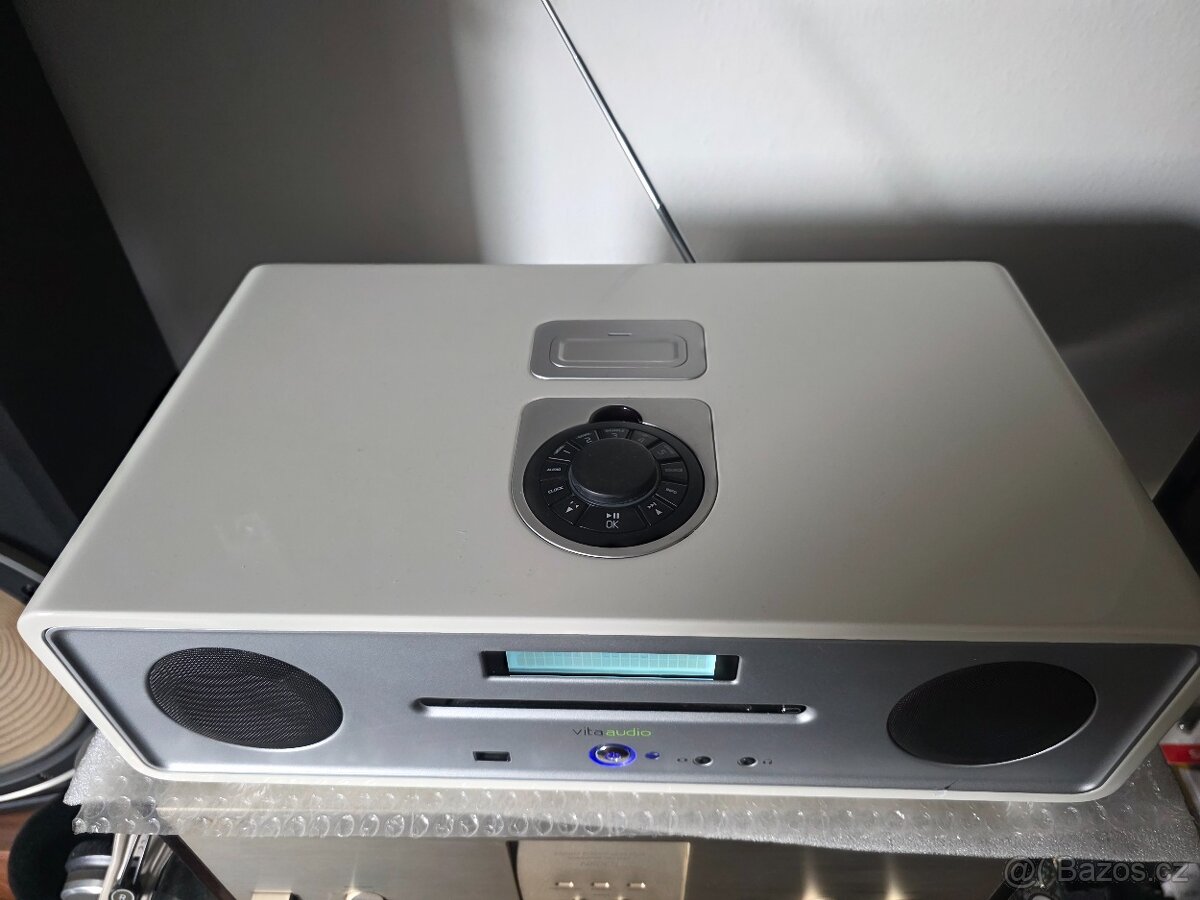 RUARK VITA AUDIO R 4 DAB RADIO - 5