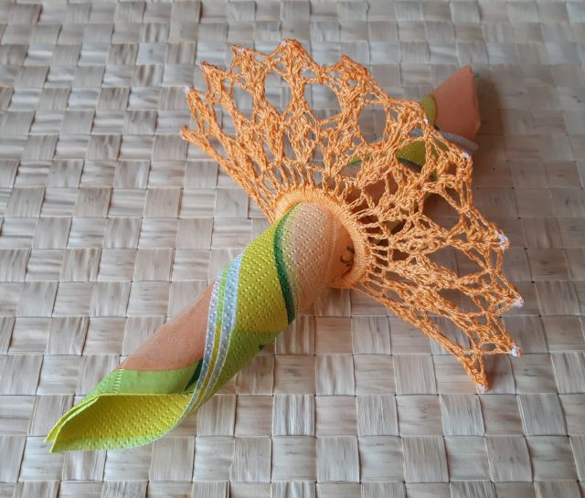 Háčkované vějíře - držáky ubrousků ke stolování 4 ks - 5