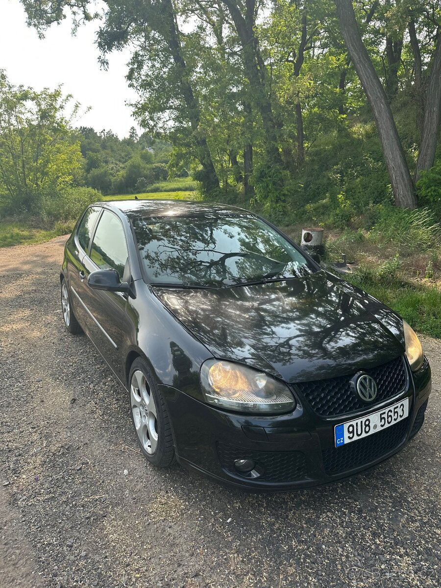 Prodám VW Golf V (MK5) - 5