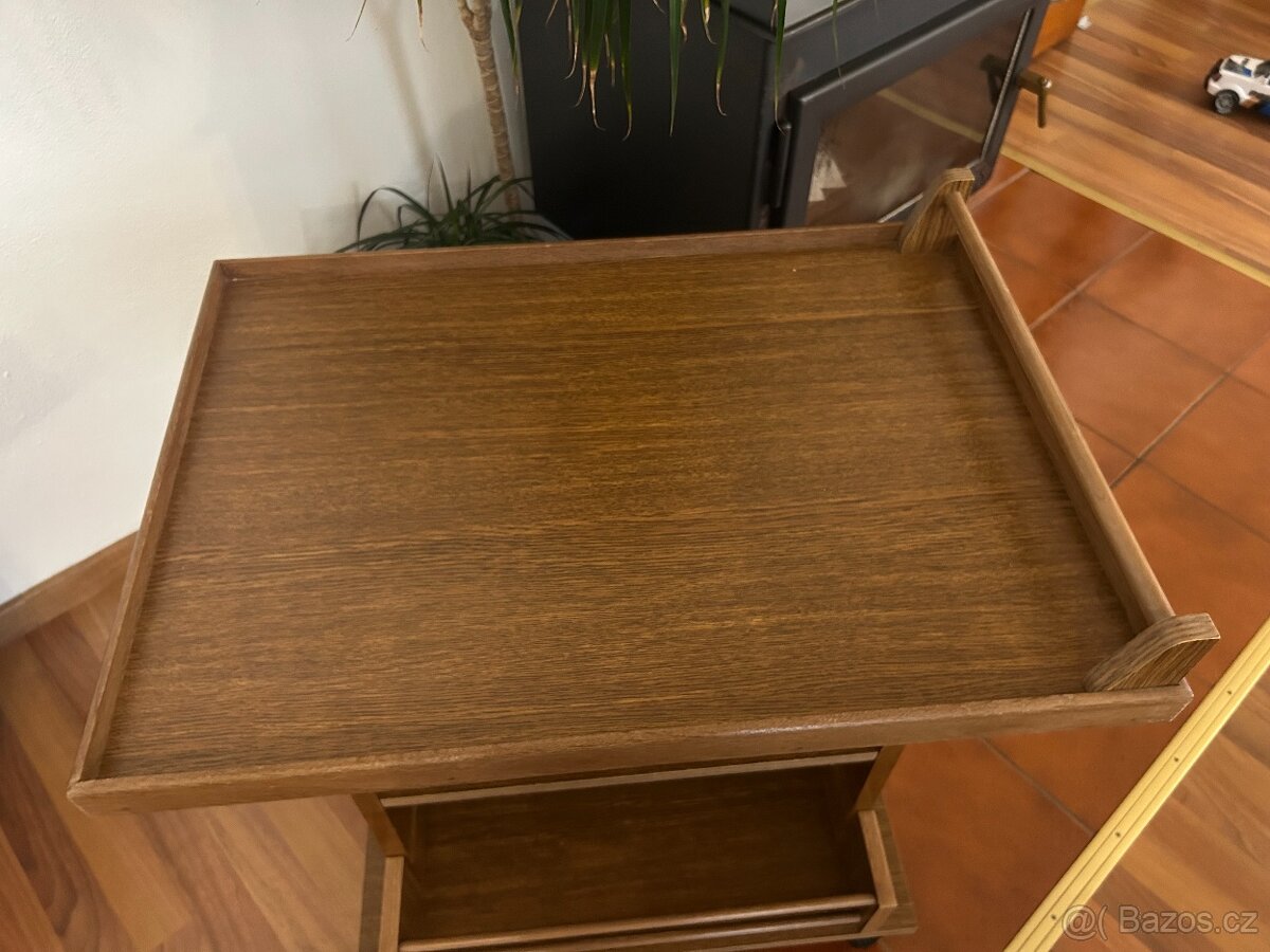 Servírovací stolek - 5