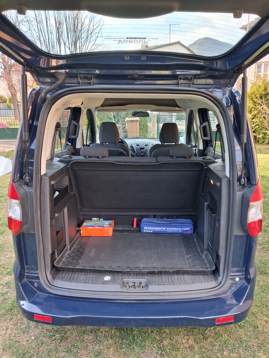 Ford Tourneo Courier - 5