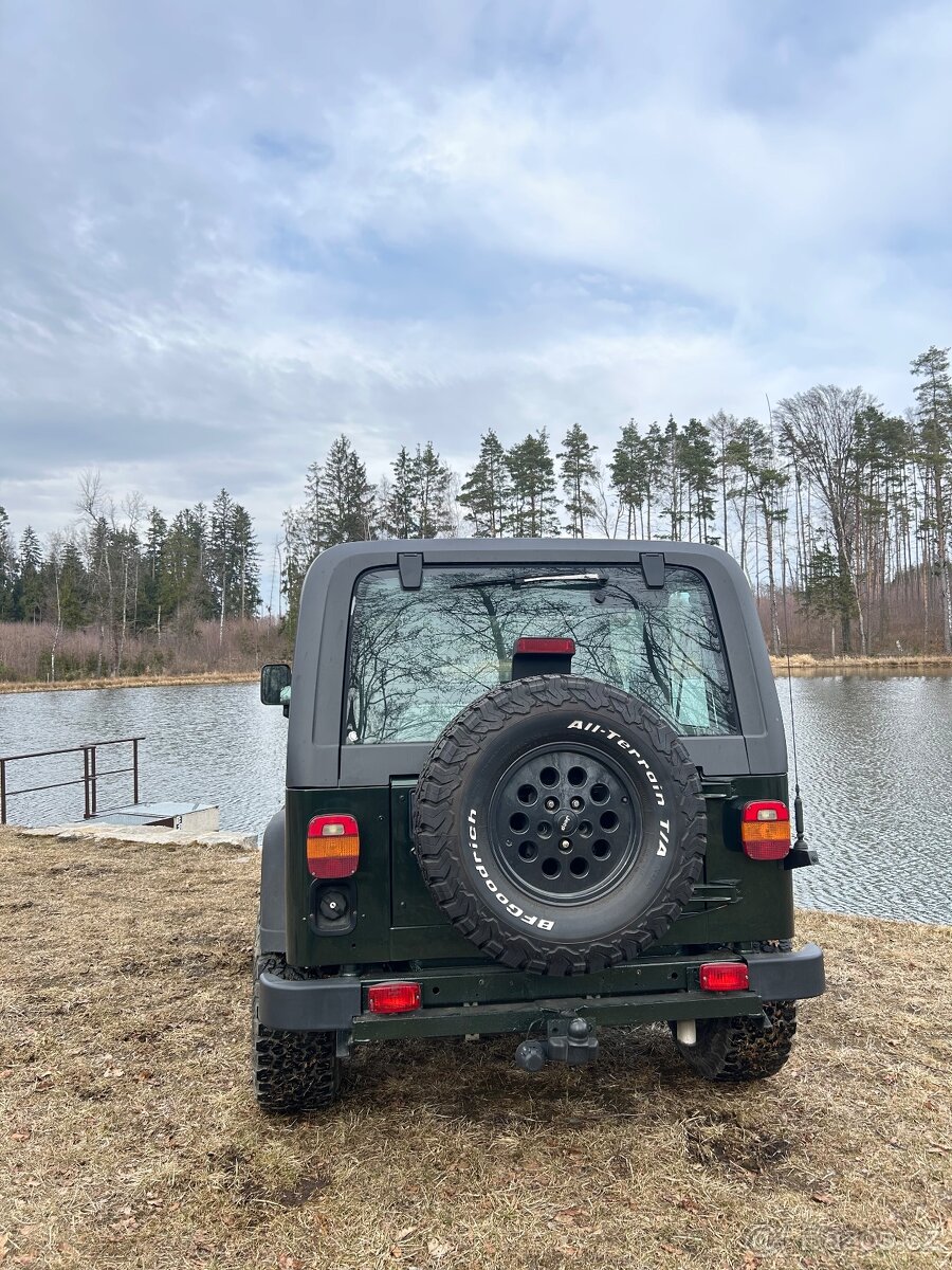 Jeep Wrangler YJ 4.0 HIGH OUTPUT
