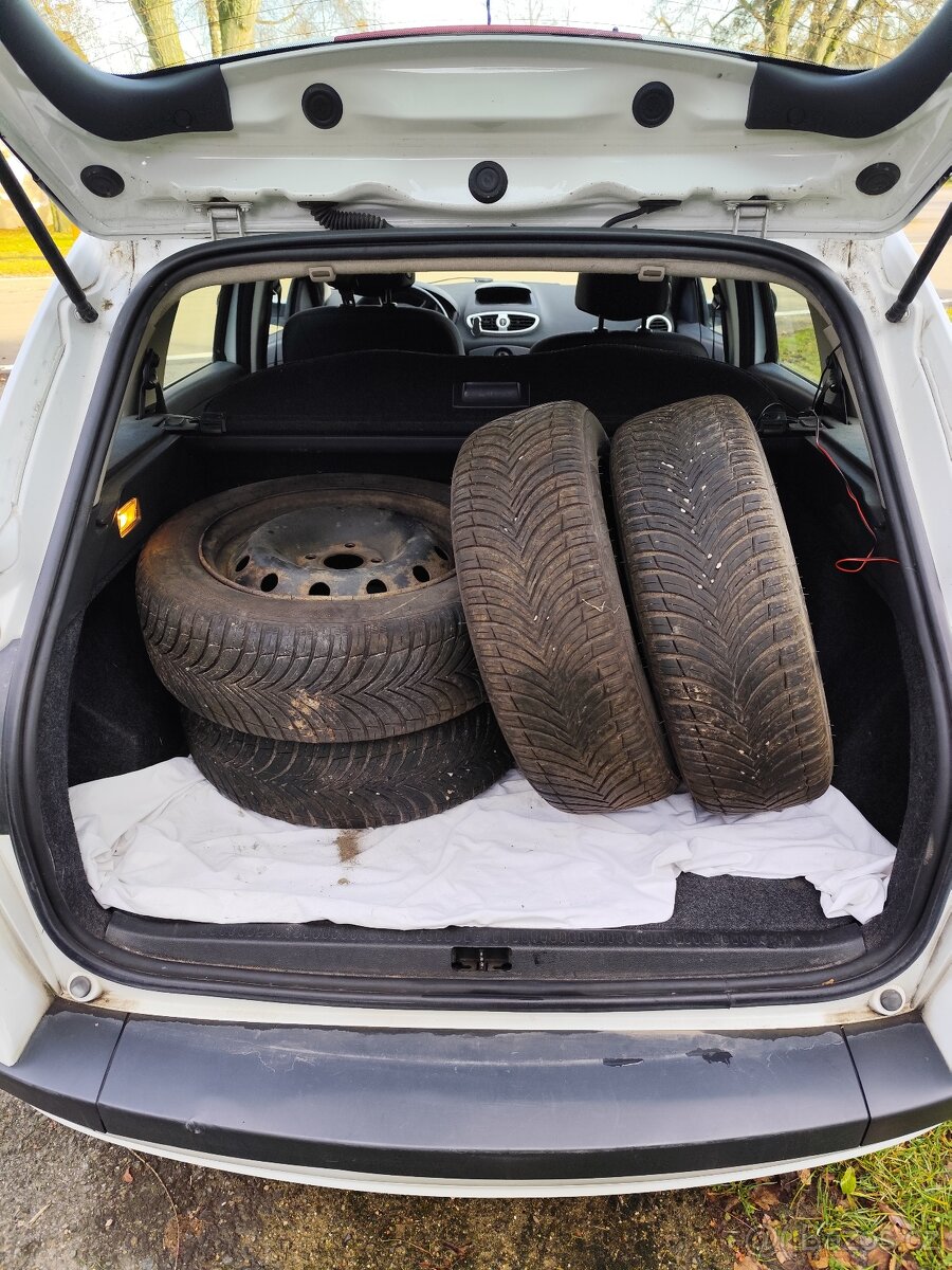 Renault Clio 3 grandtour dci 1.5 - 5