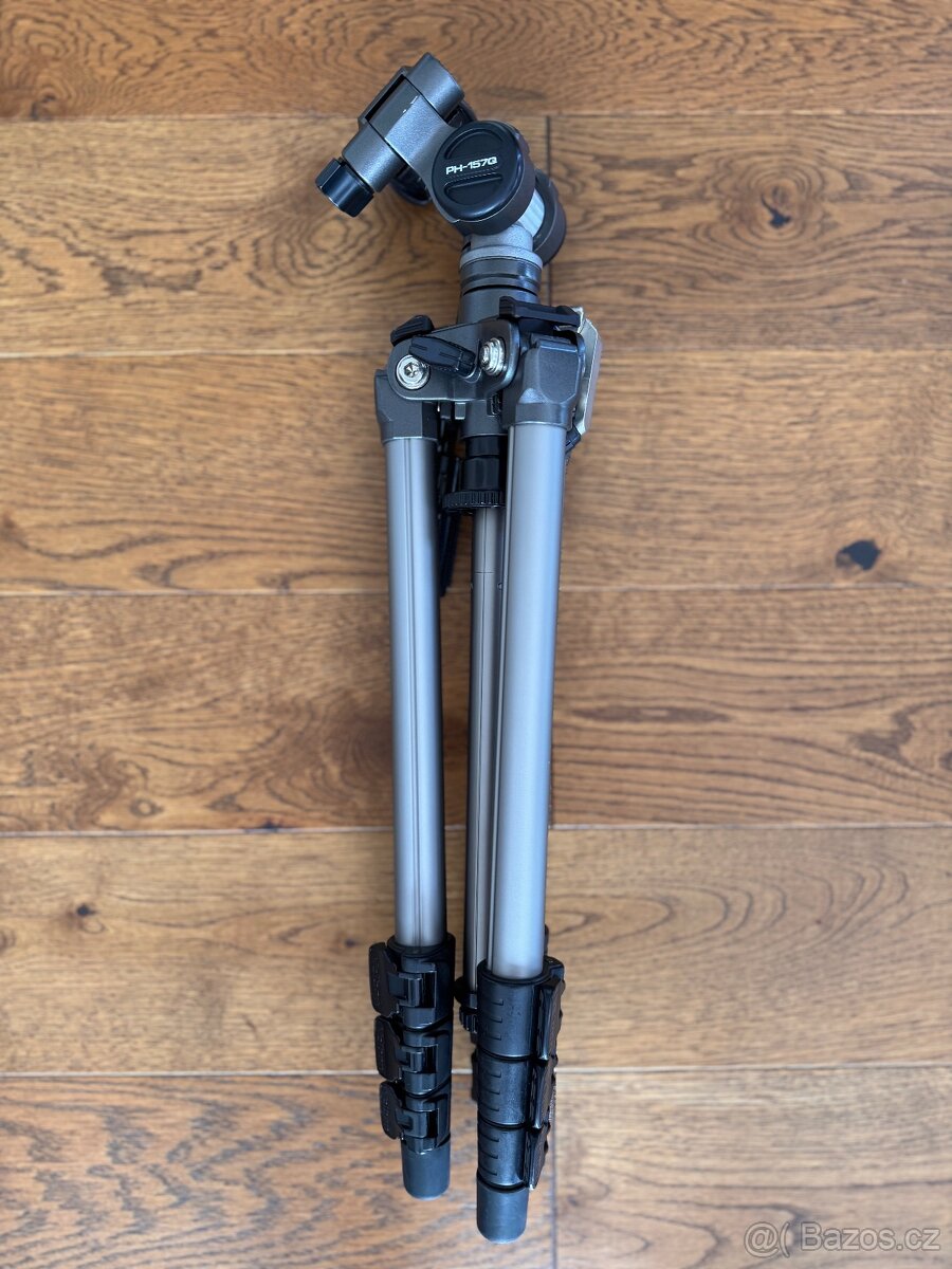 Prodám stativ Velbon Sherpa 750 R s hlavou PH-157Q - 5