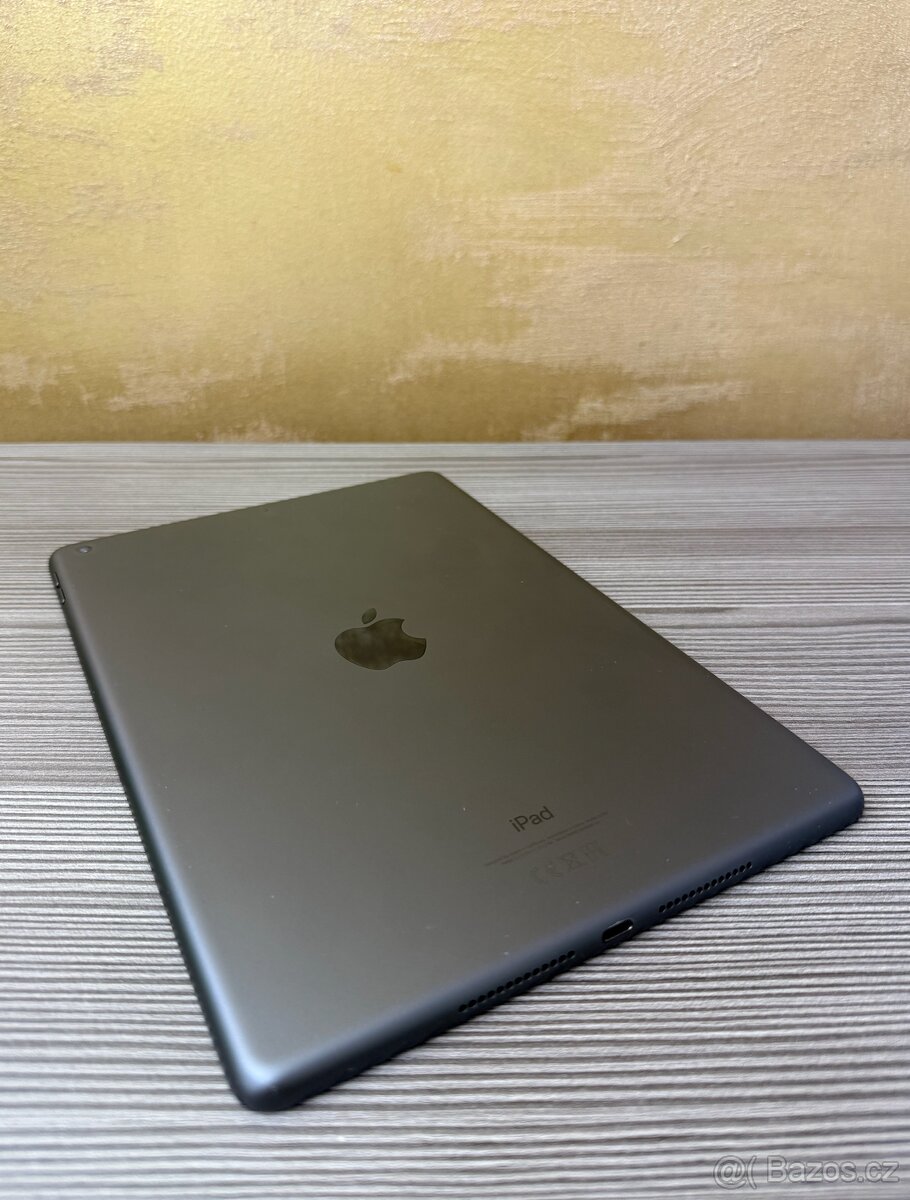 Apple iPad 8 128GB Space Gray, TOP STAV - 5