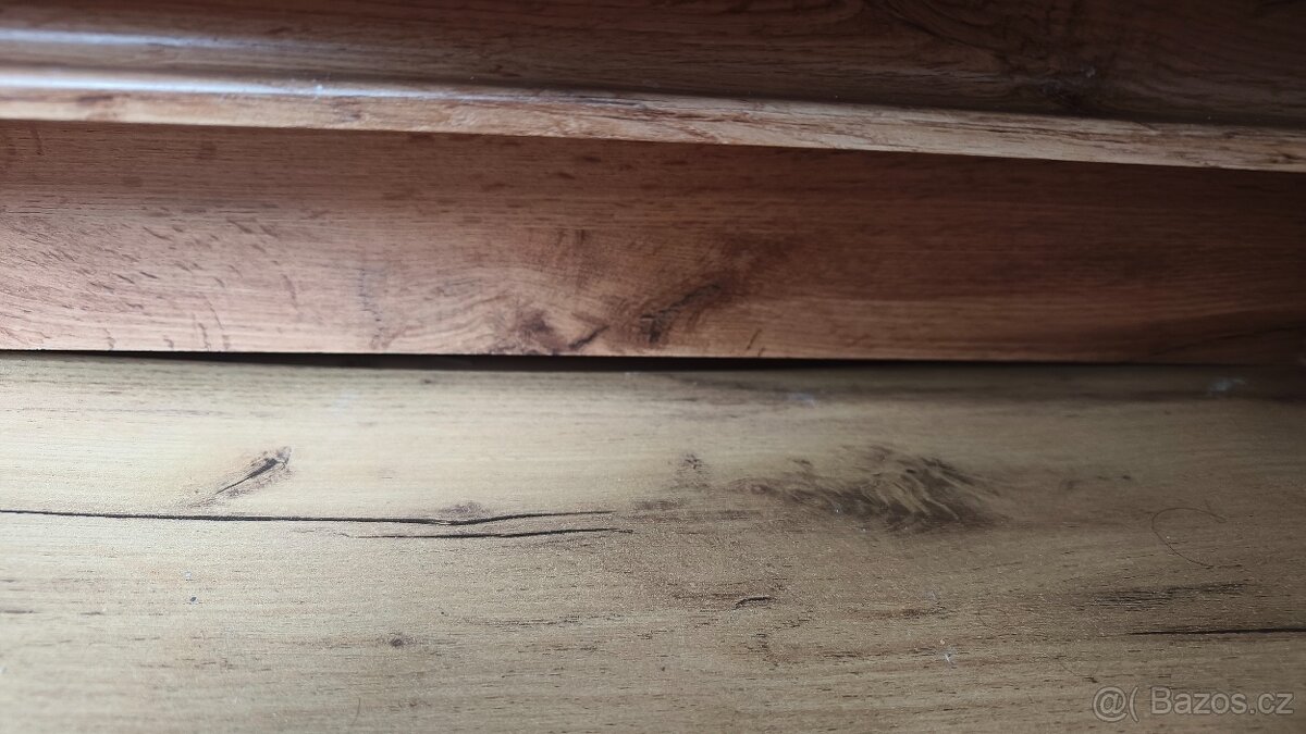 TV stolek - dekor přírodní dřevo - 5