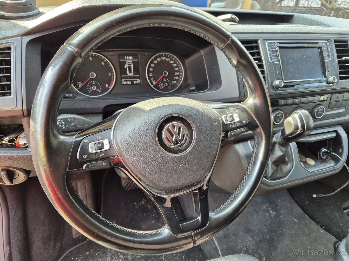 VW Multivan Trendline T6 - 5