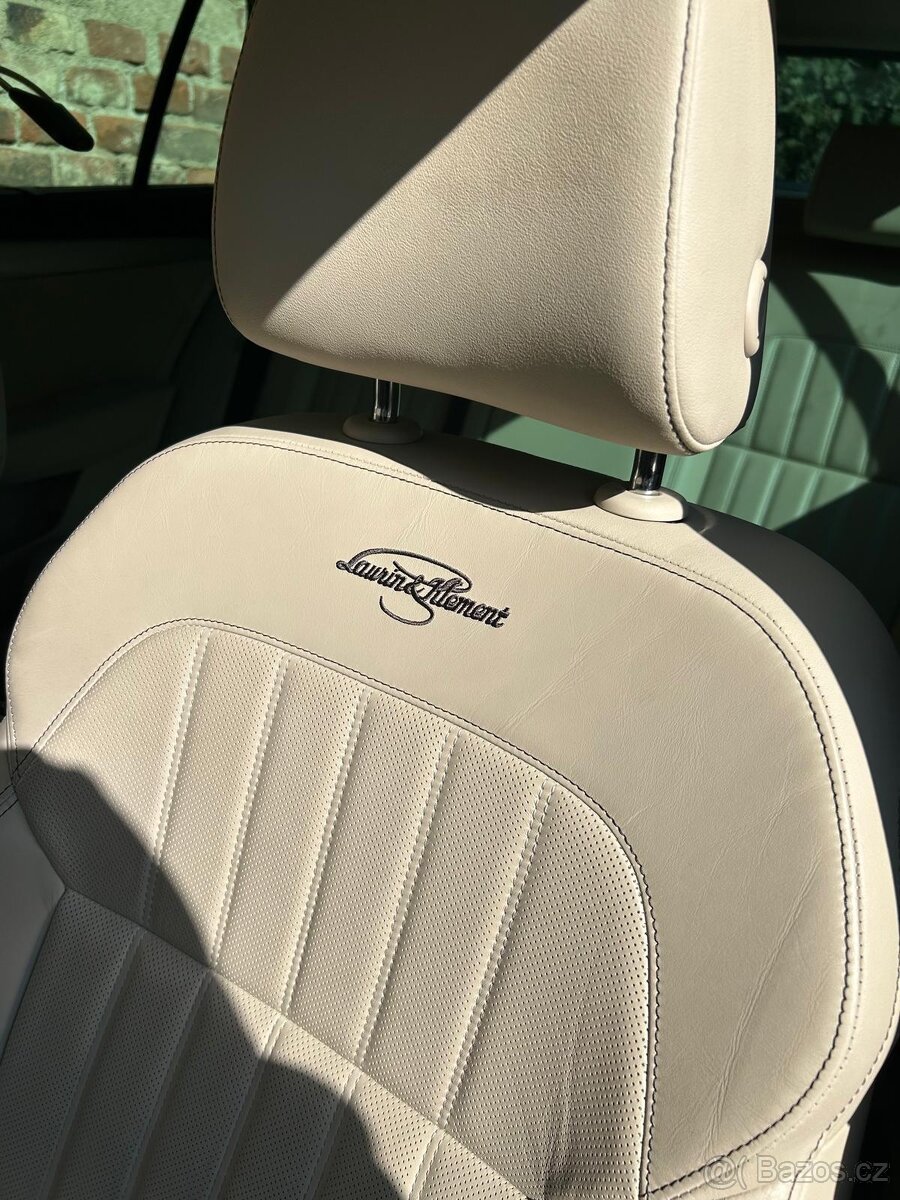 Prodej osobního automobilu Škoda Superb Combi