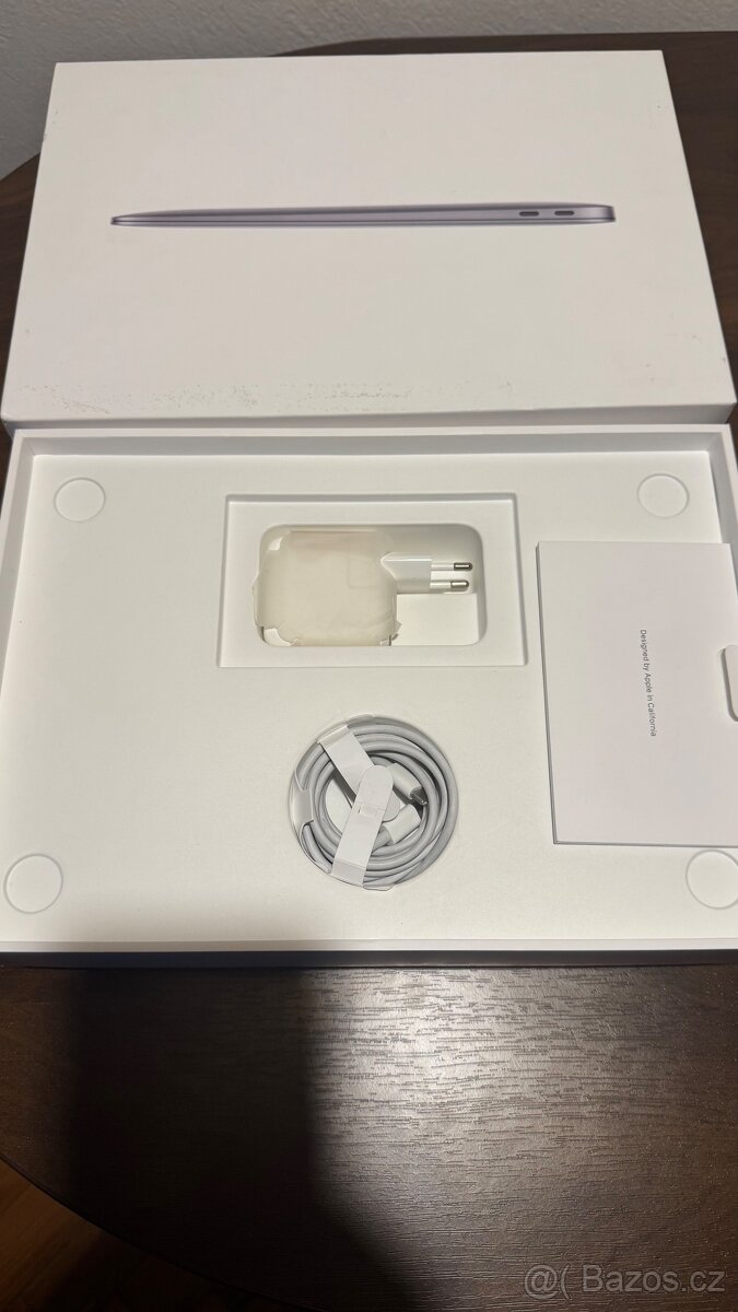 Apple MacBook Air M1 13" 8GB RAM 256GB SSD disc - 5