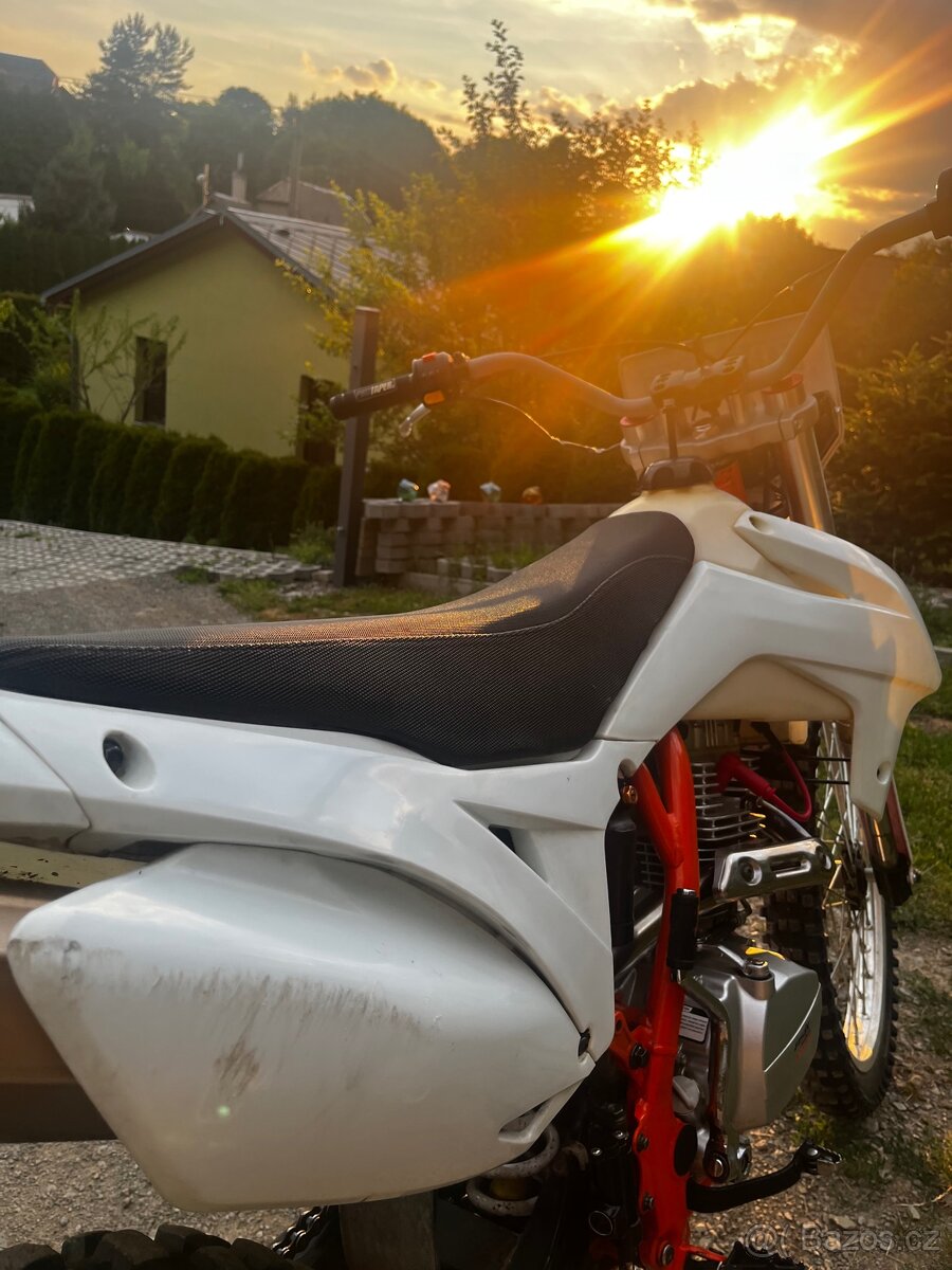 XMOTOS ASIX 250CC