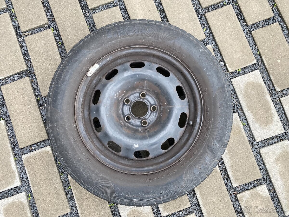 org. sada kol Škoda Octavia 1 - R15, pneumatiky 195/65 R15 - 5