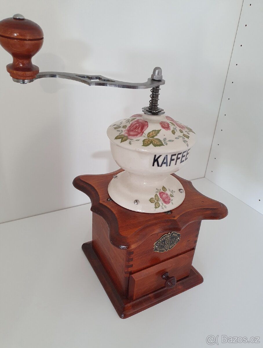 Mlýnek na kávu - 5