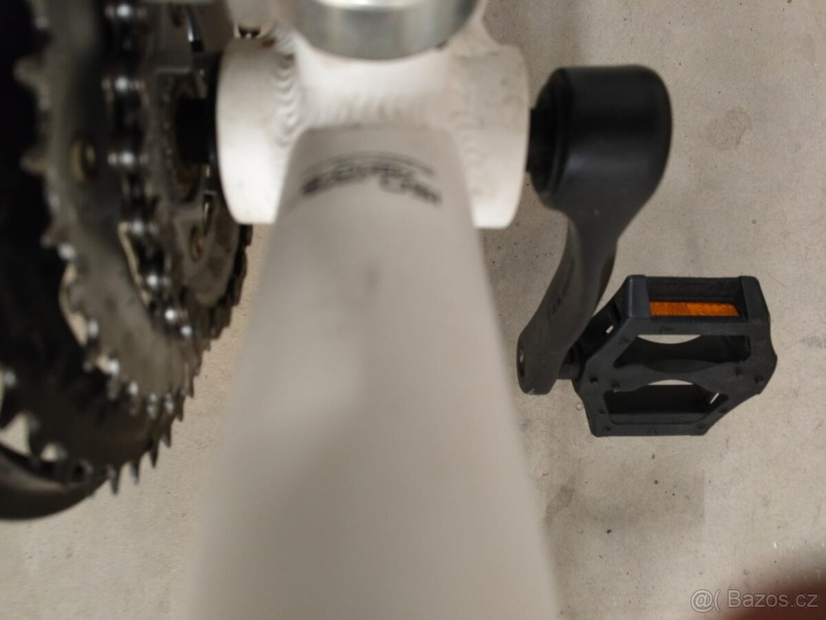 Prodám dětské kolo ve velmi dobrém stavu plus dárek - 5