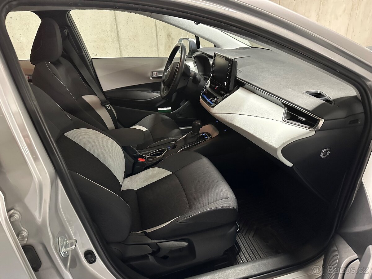 Toyota Corolla k zapůjčení - 5
