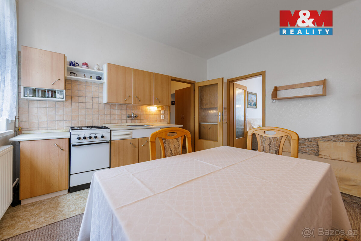 Prodej bytu 3+1, 78 m², Karlovy Vary, ul. Nad Dvorem - 5