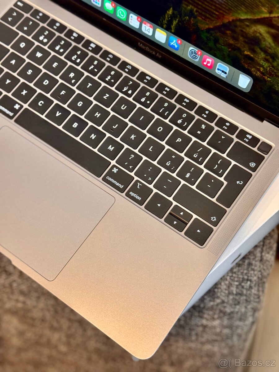MacBook Air 13 - 5