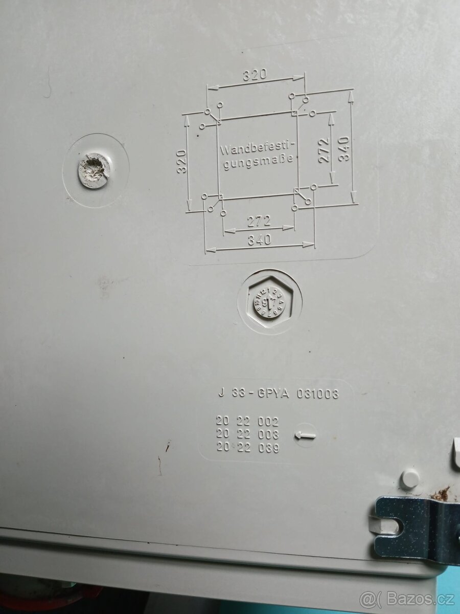 Zásuvková panelová rozvodnice HENSEL - 5