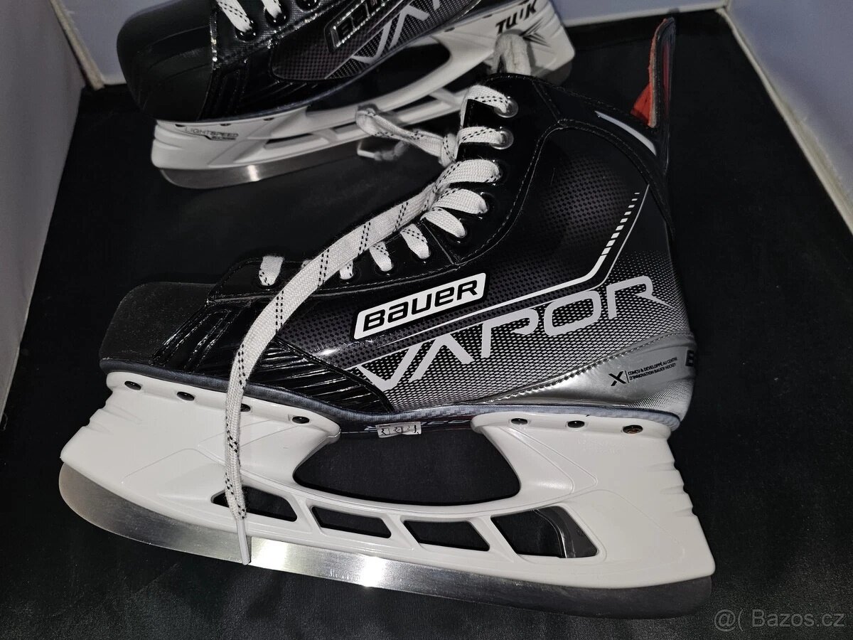 Nové brusle BAUER - VAPOR X3.7 - vel. 8D - 5