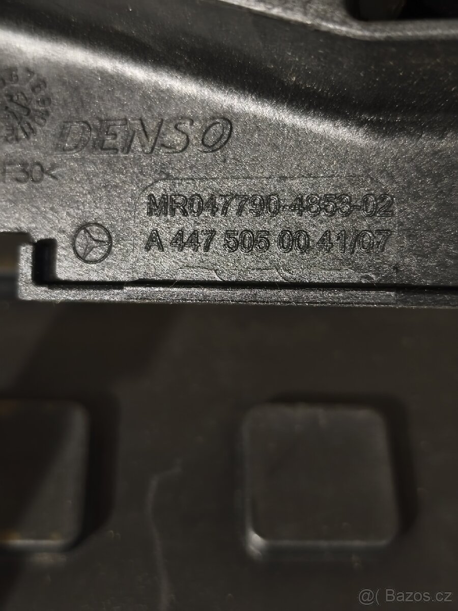 Podpora chladiče Mercedes (A 447 505 00 41) - 5