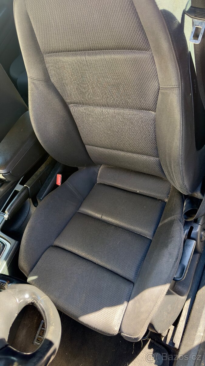 Audi A4 B6 kombi 1.9tdi - 5