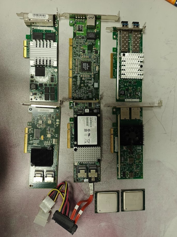 Motheboardy s procesory a pamětmi - 5