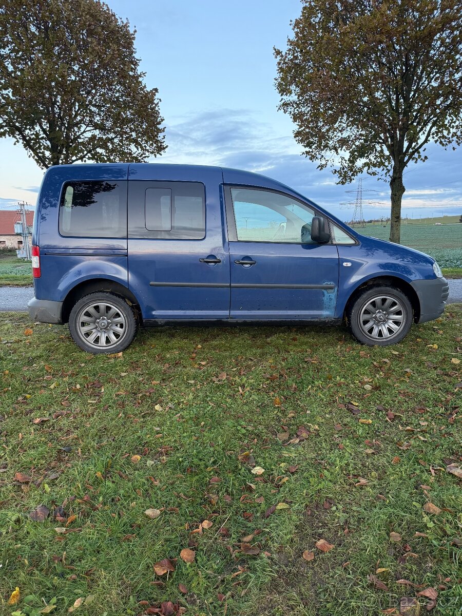 VW Caddy 1.9tdi DSG - 5