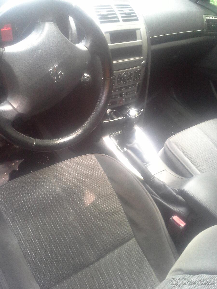 Peugeot 407 1.8 benzín 92kw rok 2005 najeto 172 tis - 5