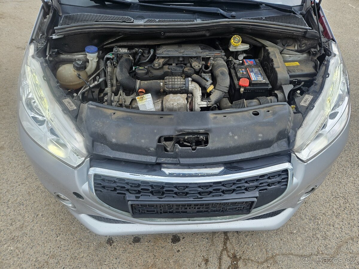 Peugeot 208 1.4 HDI 50kw 2014 - 5