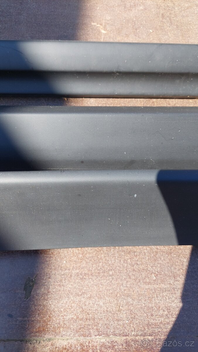 PRAHY, ZADNÍ KŘÍDLO - 5