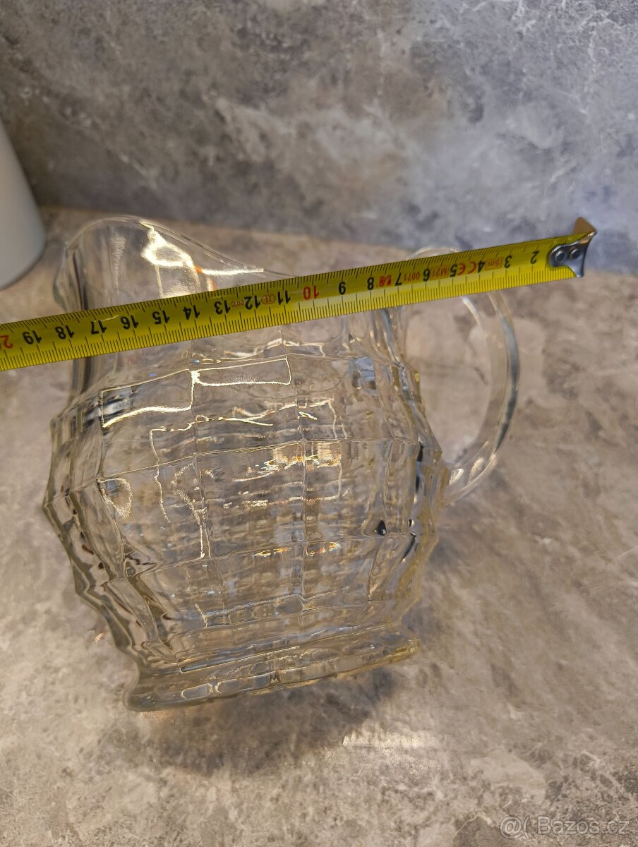 Skleněný džbán - 5