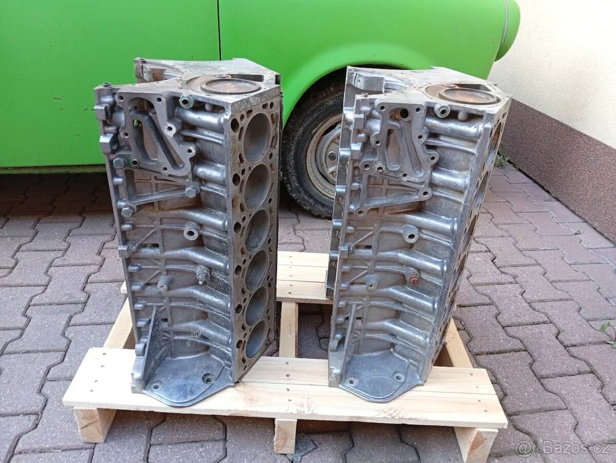 V12 blok - Top Gear stolek, BMW M70 E32 750iL, E31 850i - 5
