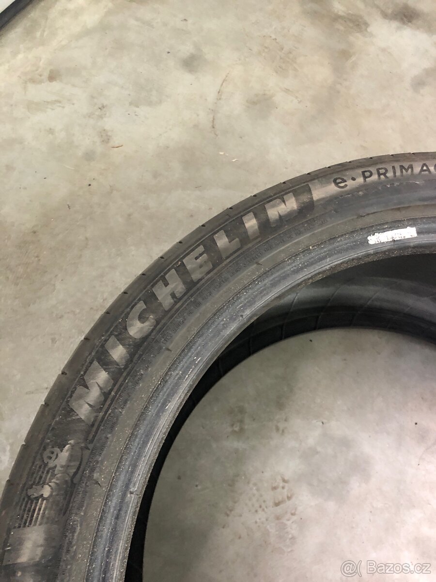 Letní pneu 275/35/20 - 5