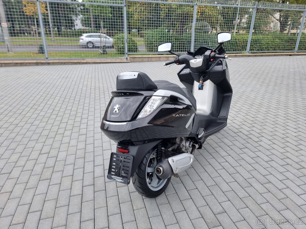 Peugeot Satelis 300i - 5