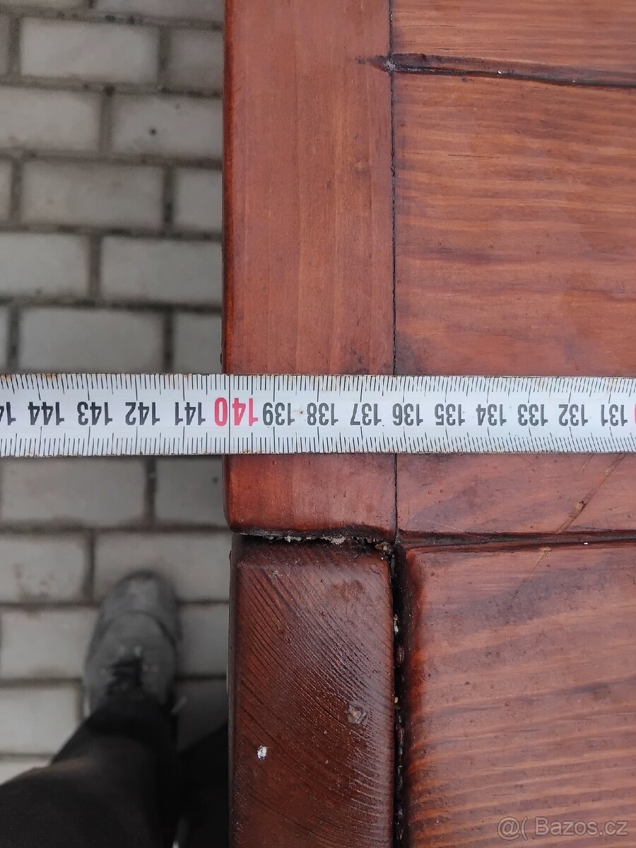 Jídelní stůl masivní dřevo - 5