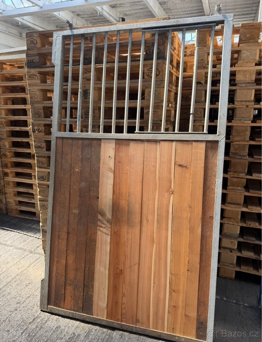 Stěny boxů pro koněm - 5