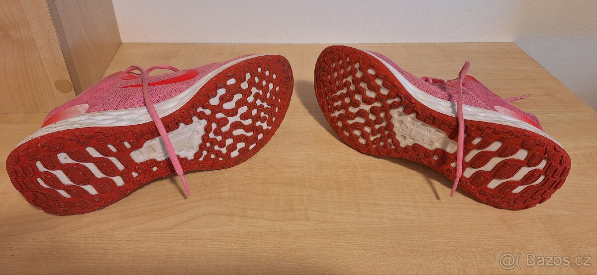 Prodám boty Nike 40 - 5